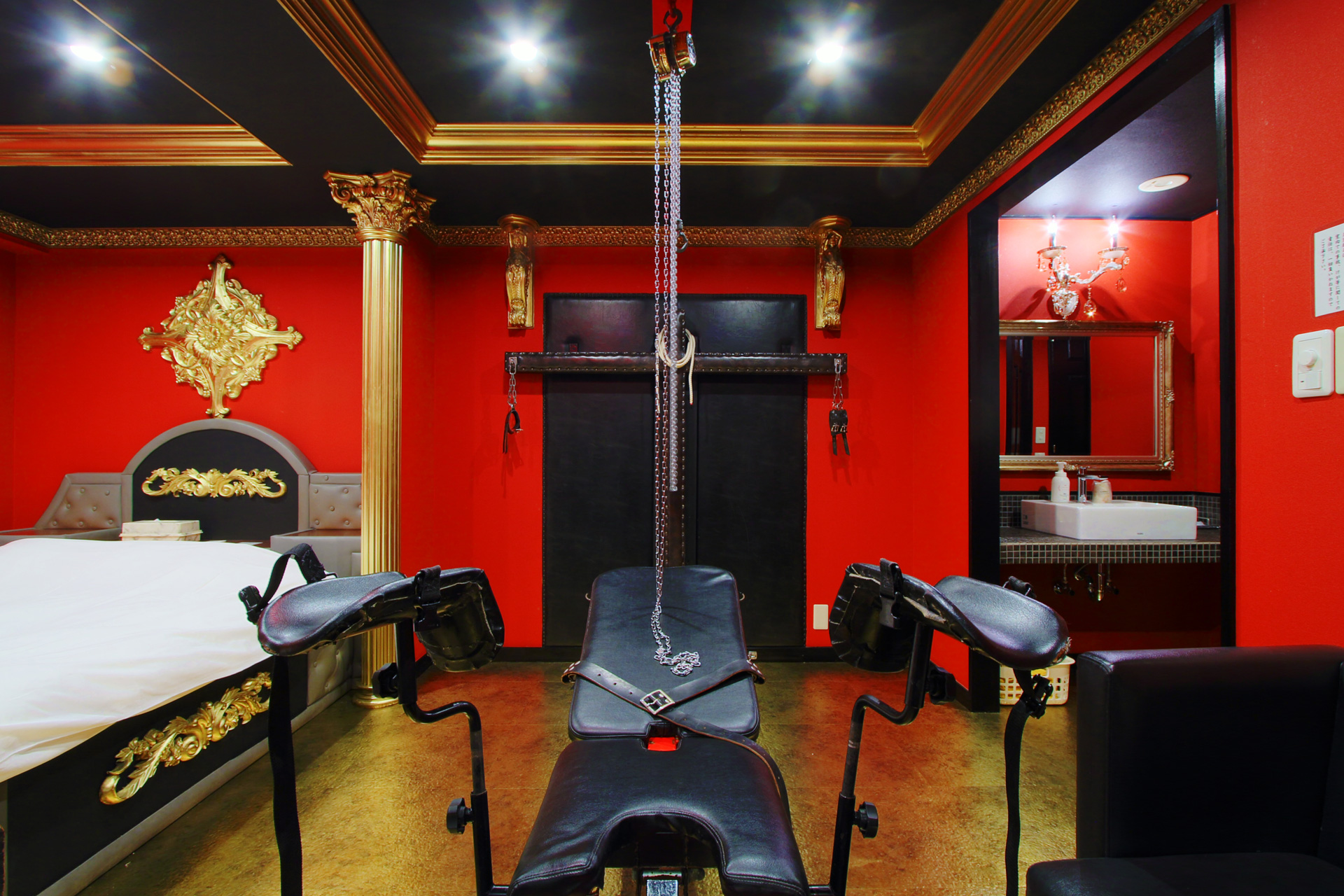 604 狂い十字架 | Hotel Alpha-In